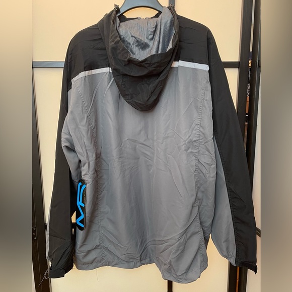 Mack Russo Full Zip Water Resistant Rain Jacket/Wind Breaker - Picture 2 of 6